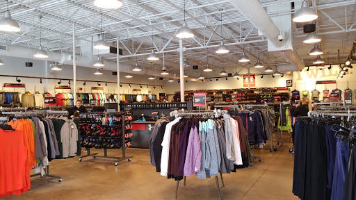Clothing Store «Under Armour Factory House», reviews and photos, 9911 Avon Lake Rd #545, Burbank, OH 44214, USA