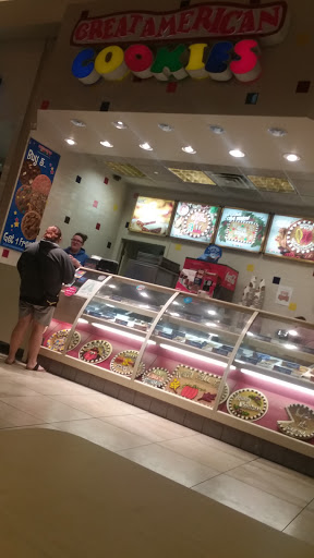 Shopping Mall «Kentucky Oaks Mall», reviews and photos, 5101 Hinkleville Rd #795A, Paducah, KY 42001, USA