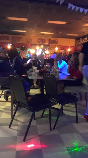 Gay Bar «The Veaux Bar & Grill», reviews and photos, 285 Oak St, Biloxi, MS 39530, USA