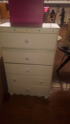 Thrift Store «Out of the Closet - Brooklyn», reviews and photos, 475 Atlantic Ave, Brooklyn, NY 11217, USA