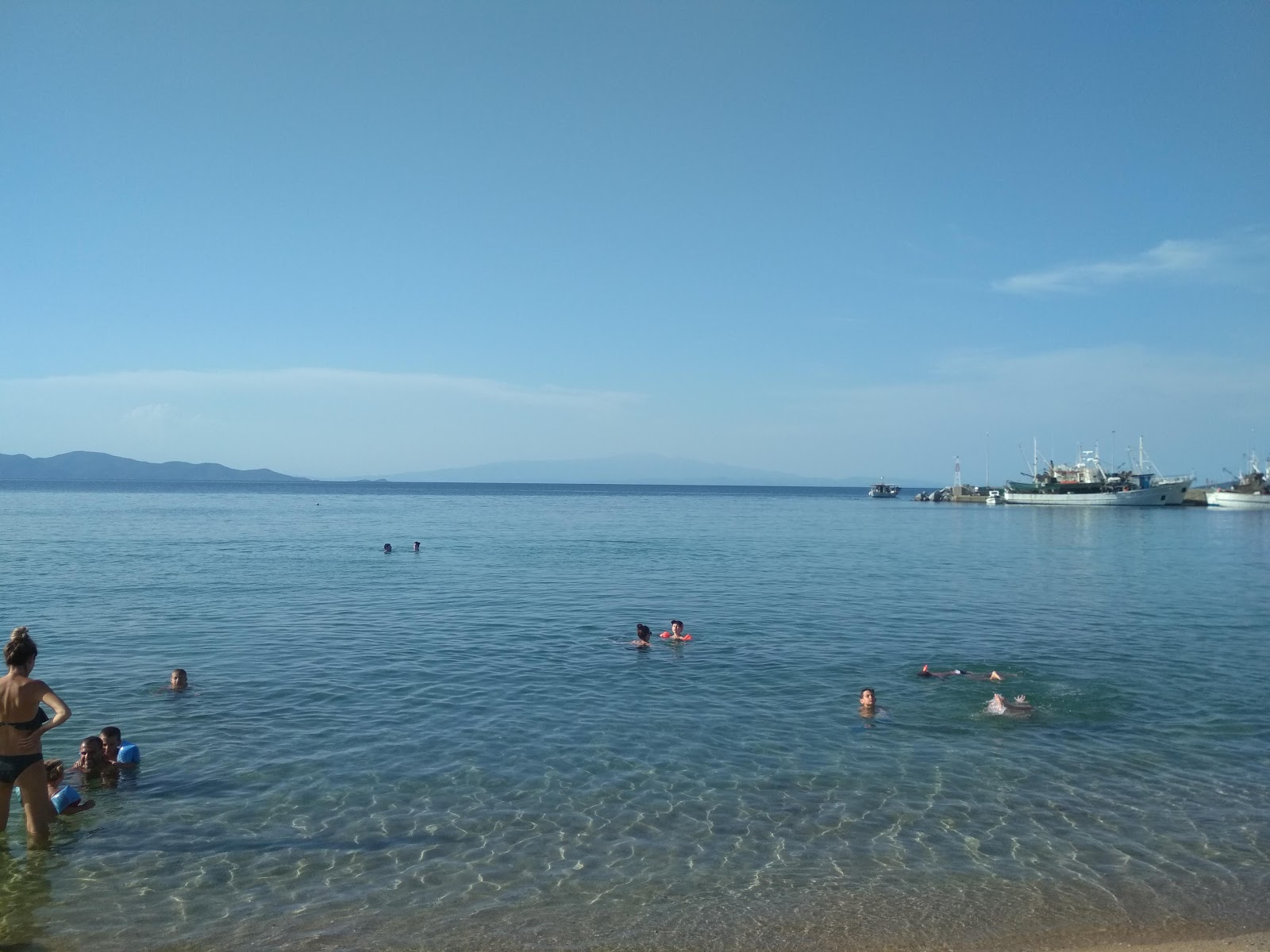 Foto av Nea Roda Beach bekvämlighetsområde