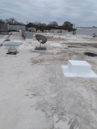 Shopping Mall «Casis Shopping Center», reviews and photos, 2727 Exposition Blvd # 101, Austin, TX 78703, USA