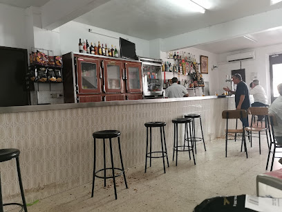 Bar Carlitos - C. Pozo Nuevo, 9, 21860 Villalba del Alcor, Huelva, Spain