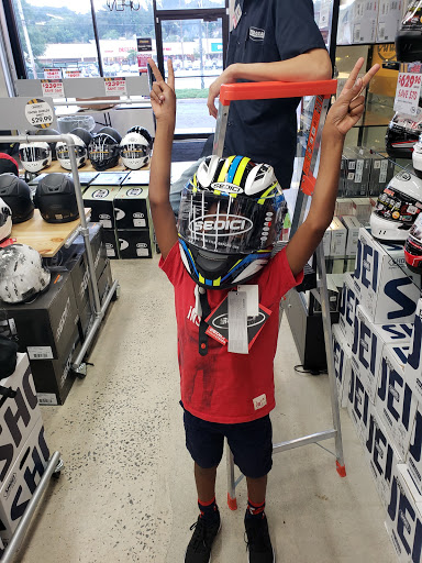 Motorcycle Parts Store «Cycle Gear», reviews and photos, 388 Tarrytown Rd, White Plains, NY 10607, USA