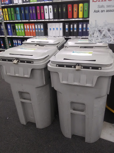 Office Supply Store «Staples», reviews and photos, 4610 N Clark St, Chicago, IL 60640, USA