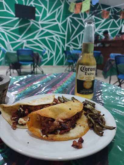 Cafeteria y Snacks Hatsikan - C. Independencia 555, 69310 Tepelmeme Villa de Morelos, Oax., Mexico
