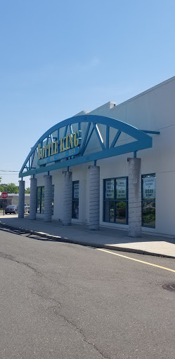 Liquor Store «East Windsor Bottle King», reviews and photos, 385 US-130, East Windsor, NJ 08520, USA