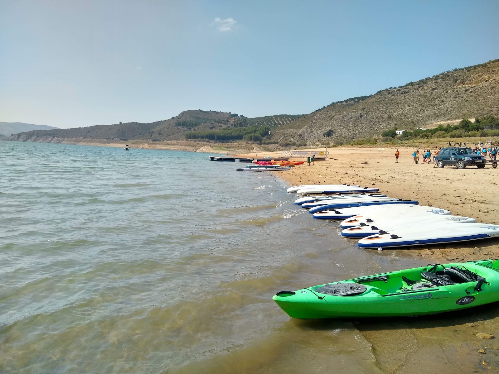 Fotografija Playa de Valdearenas z turkizna čista voda površino