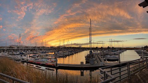 Smiths Landing Seafood Grill image