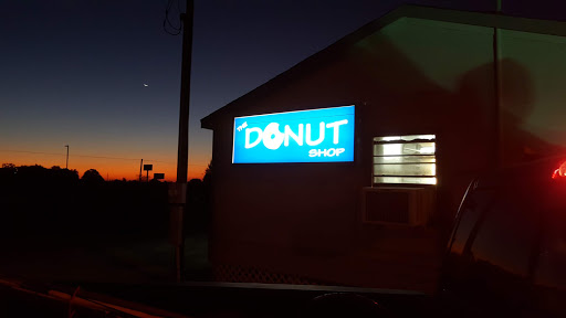 Donut Shop «Donut Shop», reviews and photos, 2813 School St, Needville, TX 77461, USA