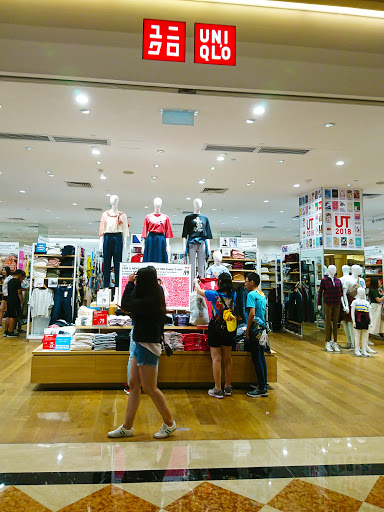 Stores to buy women's t-shirts Macau