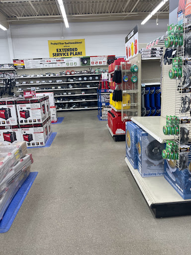 Hardware Store «Harbor Freight Tools», reviews and photos, 32706 John R Rd, Madison Heights, MI 48071, USA
