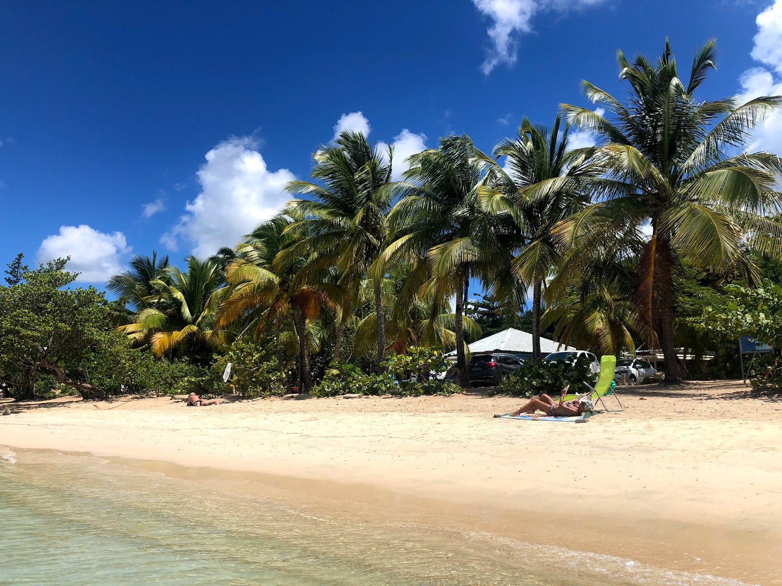 Photo de Plage de Sainte-Anne avec droit et long