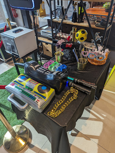 Opinii despre Odd Stop în Singapore - Event Planner