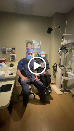 Benjamin Eye Institute Ophthalmologist Cataract LASIK experts image
