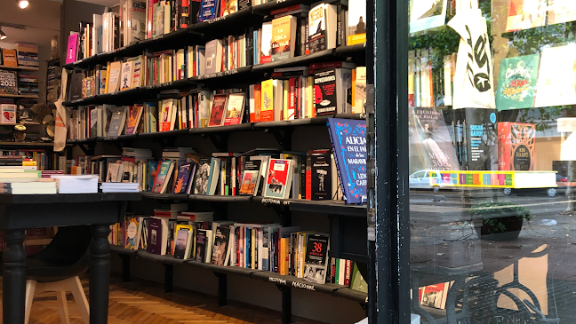 Opiniones de Bonhomía Libros en Montevideo - Librería