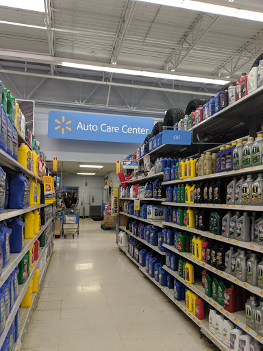 Tire Shop «Walmart Tires & Auto Parts», reviews and photos, 930 N Walnut Creek Dr, Mansfield, TX 76063, USA