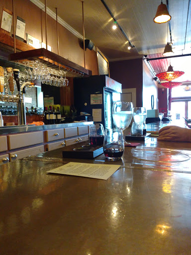 Wine Bar «Firehouse Wine Bar & Shop», reviews and photos, 216 St Francis St, Mobile, AL 36602, USA