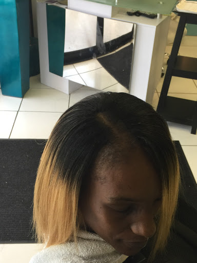 Beauty Salon «Blew Chocolate Salon», reviews and photos, 701 N Fort Harrison Ave, Clearwater, FL 33755, USA