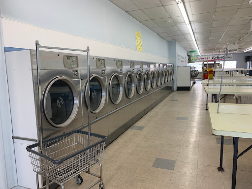 Dry Cleaner «Fabricare Cleaners», reviews and photos, 107 N Main St, Clawson, MI 48017, USA