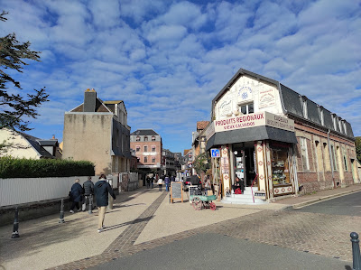 Produits Regionaux Maison du calvados à Étretat