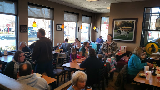 Fast Food Restaurant «Chick-fil-A», reviews and photos, 256 W Lee Hwy, Warrenton, VA 20186, USA