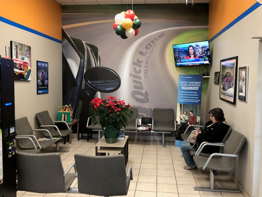 Ford Dealer «Arlington Heights Ford», reviews and photos, 801 W Dundee Rd, Arlington Heights, IL 60004, USA