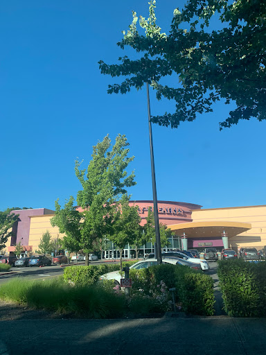 Movie Theater «Century 16 Cedar Hills», reviews and photos, 3200 SW Hocken Ave, Beaverton, OR 97005, USA