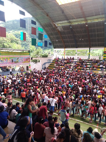 COLISEO CERRADO QUILLABAMBA - Gimnasio