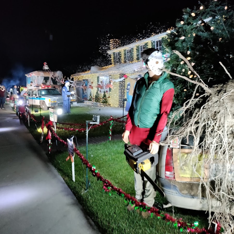 Griswold's Christmas House Display