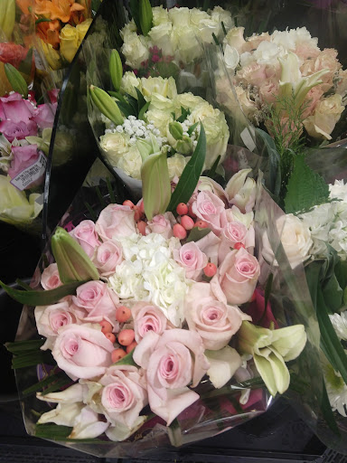 Grocery Store «Ralphs», reviews and photos, 18010 Chatsworth St, Granada Hills, CA 91344, USA