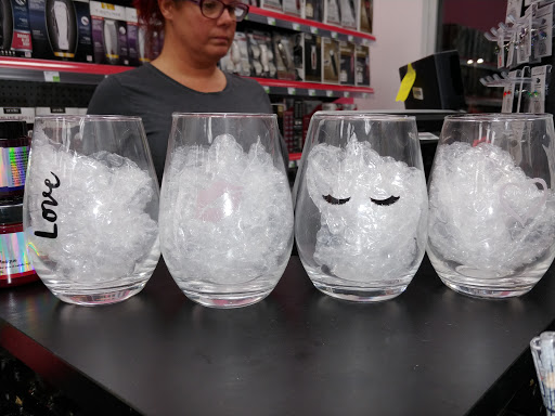 Beauty Supply Store «Sally Beauty», reviews and photos, 3479 Nameoki Rd, Granite City, IL 62040, USA