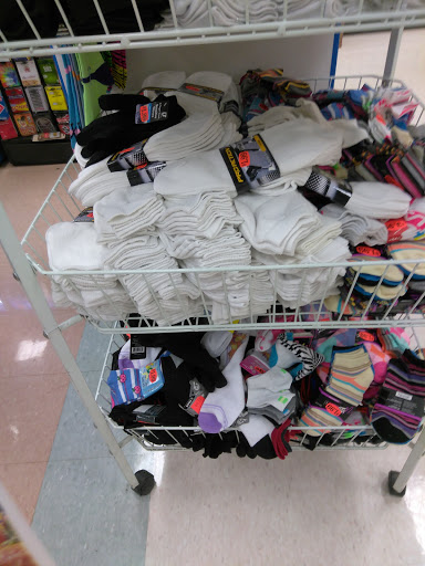 Grocery Store «Value Center Marketplace», reviews and photos, 27428 W 6 Mile Rd, Livonia, MI 48152, USA