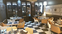 Atmosphère du Restaurant français Le Carré à Les Sables-d'Olonne - n°11