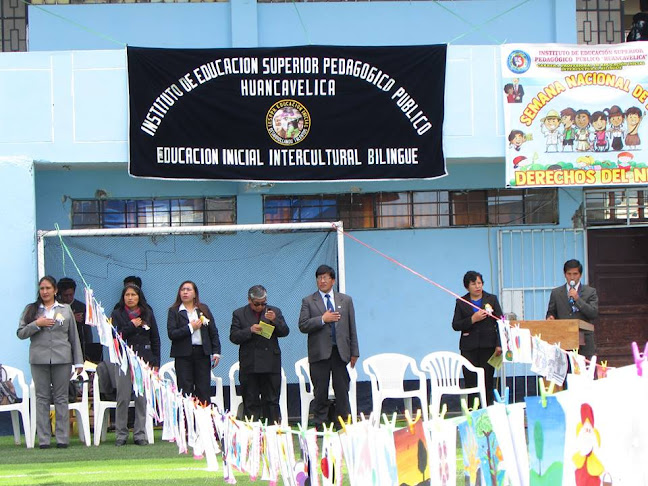 Opiniones de IESPPH - Instituto de Educación Superior Pedagogico Publico de Huancavelica en Huancavelica - Pub