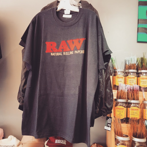 Tobacco Shop «Midtown Smoke Shop», reviews and photos, 3503 NE 2nd Ave, Miami, FL 33137, USA