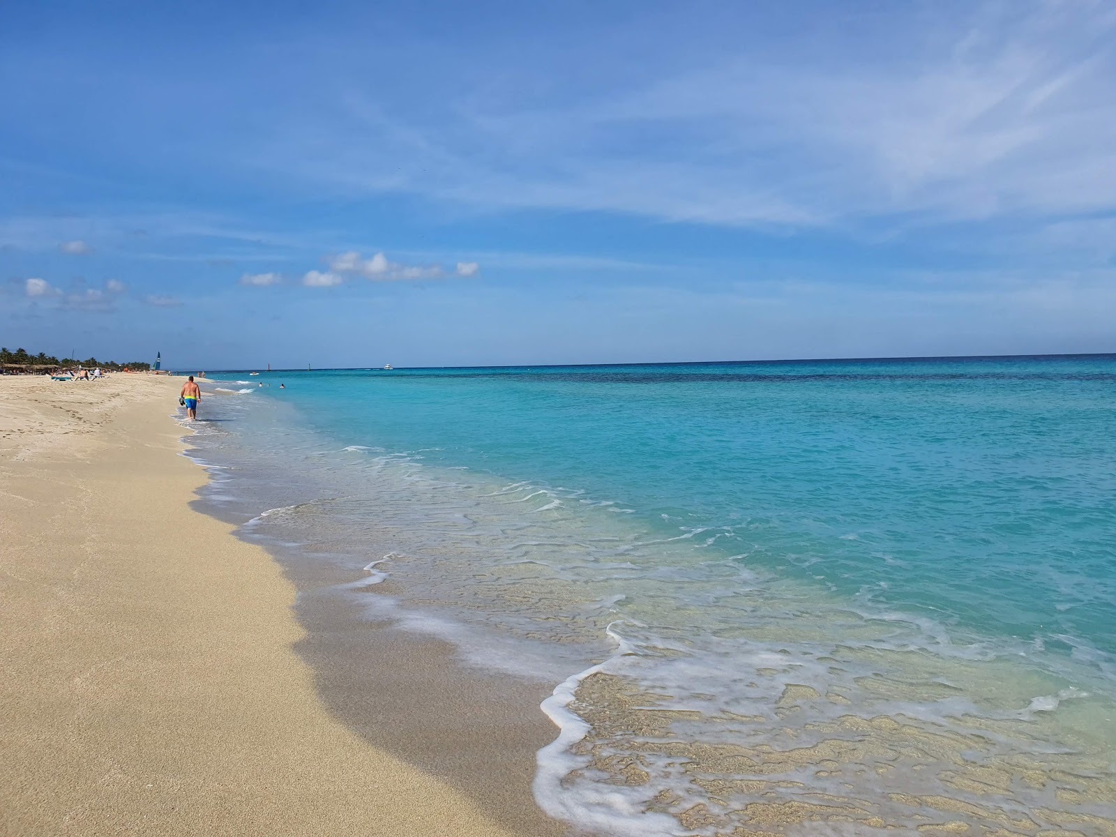 Zdjęcie Varadero beach V z powierzchnią jasny, drobny piasek