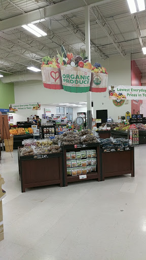 Grocery Store «Family Fare Supermarket», reviews and photos, 1801 Valley View Dr, Council Bluffs, IA 51503, USA