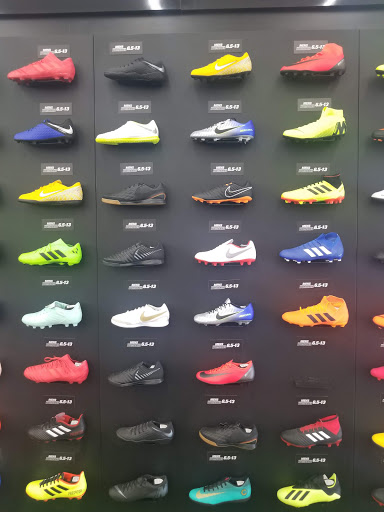 Shoe Store «WSS», reviews and photos, 2520 S Bristol St, Santa Ana, CA 92704, USA