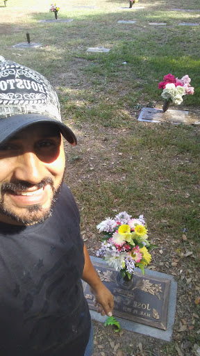 Funeral Home «Brookside Funeral Home», reviews and photos, 13747 Eastex Fwy, Houston, TX 77039, USA