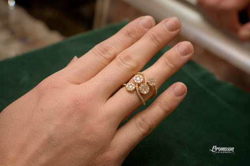 Jewelry Store «Alexanders Jewelers», reviews and photos, 689 N High St, Columbus, OH 43215, USA