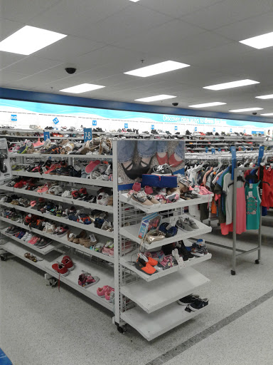Clothing Store «Ross Dress for Less», reviews and photos, 201 E Main St, Alhambra, CA 91801, USA