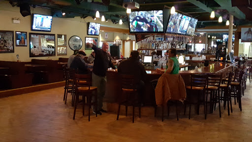 Bowling Alley «Crest Hill Lanes & Keglers Sportsbar and Grill», reviews and photos, 905 Theodore St, Crest Hill, IL 60403, USA