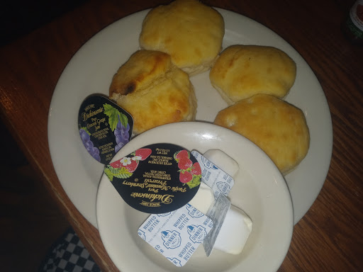 American Restaurant «Cracker Barrel Old Country Store», reviews and photos, 2371 E Aurora Rd, Twinsburg, OH 44087, USA