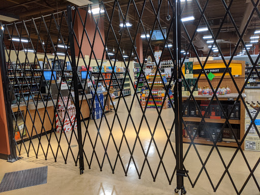 Supermarket «Giant Eagle Supermarket», reviews and photos, 36475 Euclid Ave, Willoughby, OH 44094, USA