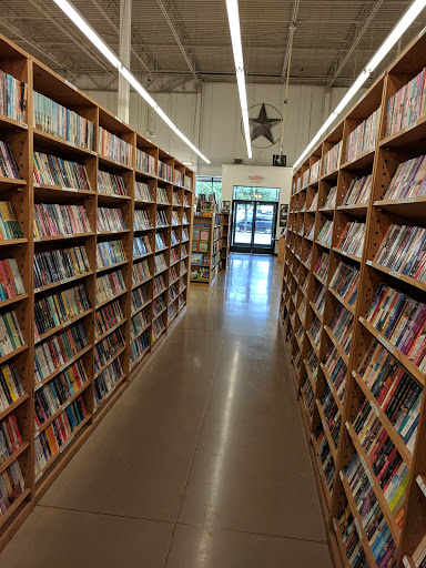 Book Store «Half Price Books», reviews and photos, 959 I-30, Rockwall, TX 75087, USA
