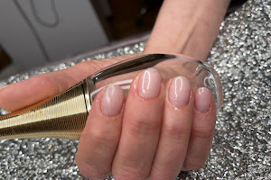 Lisa's Nails & Beauty Salon