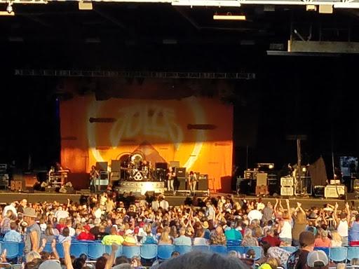 Live Music Venue «Hollywood Casino Amphitheatre - St. Louis», reviews and photos, 14141 Riverport Dr, Maryland Heights, MO 63043, USA