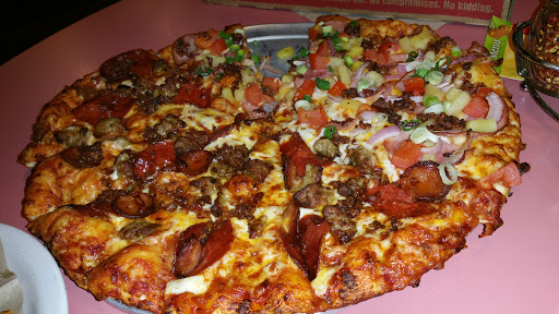 Pizza Restaurant «Round Table Pizza», reviews and photos, 665 S Bernardo Ave, Sunnyvale, CA 94087, USA