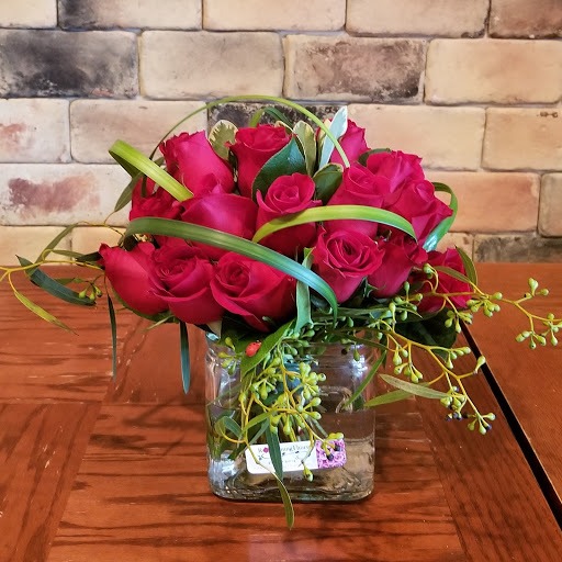 Florist «RosAmungThorns», reviews and photos, 2030 S Stewart Ave #112, Springfield, MO 65804, USA